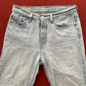 Levi’s 501s light wash jeans